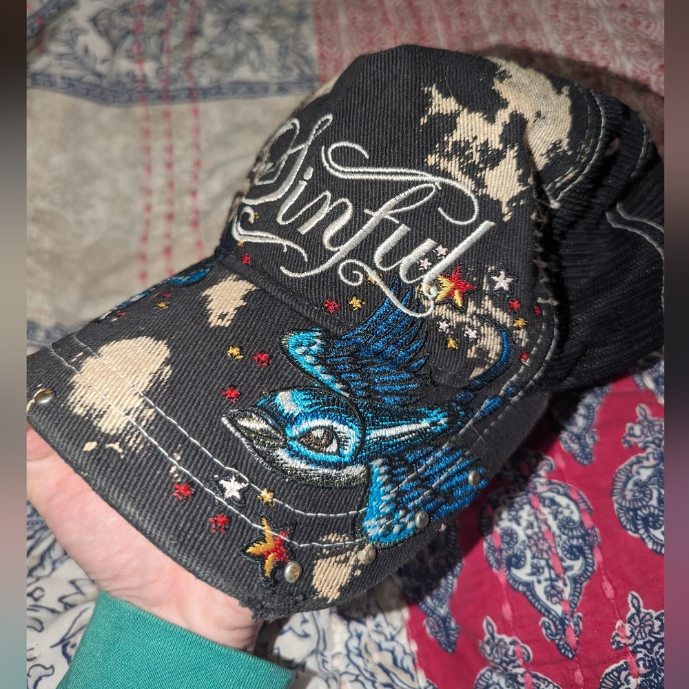 Y2K sinful hat